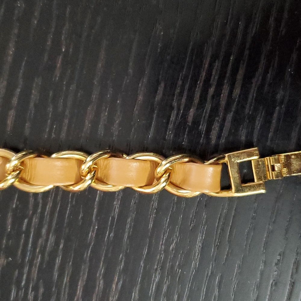 Joan Rivers Classics Watch - Picture 4 of 5